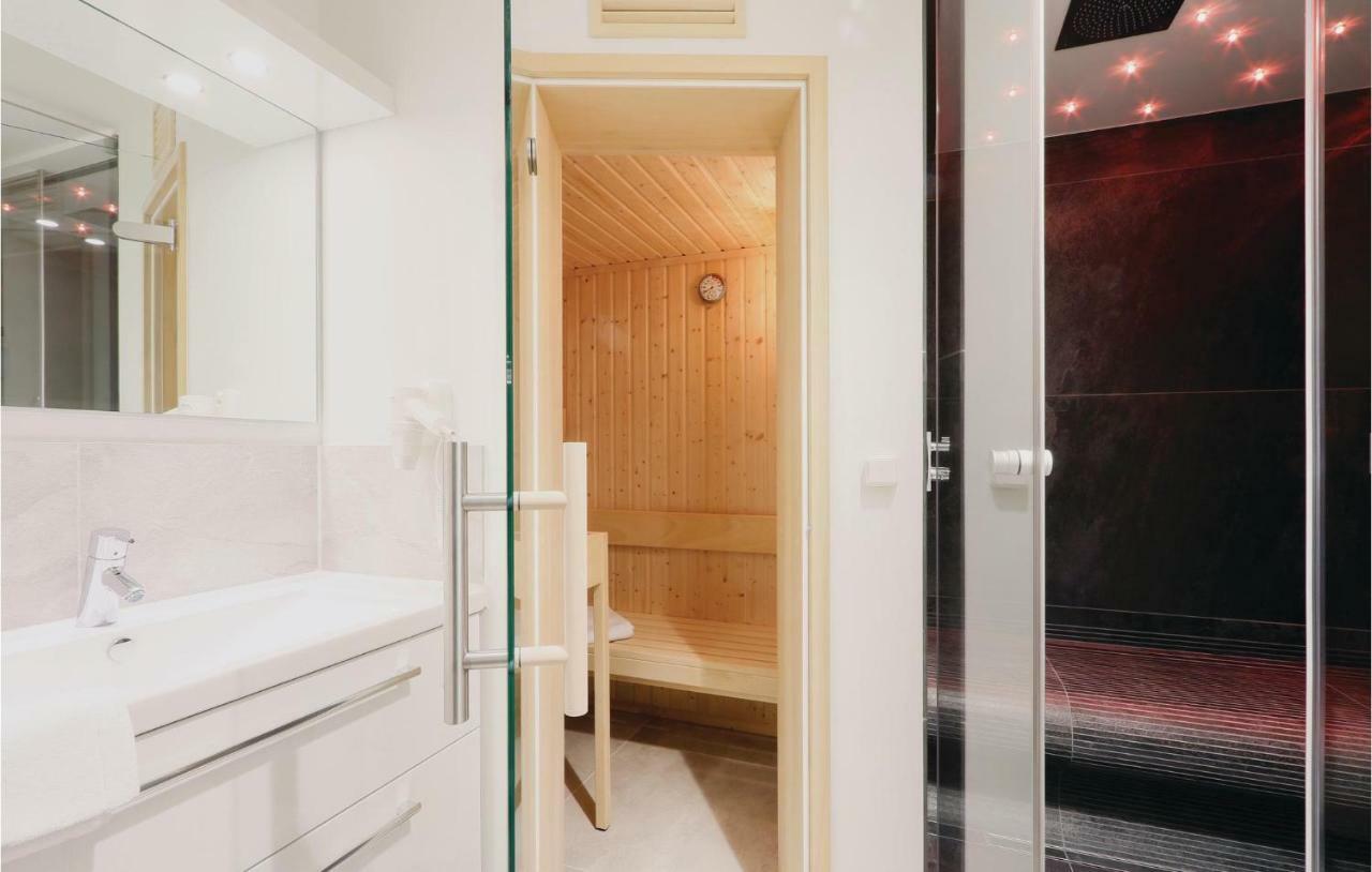Apartment Cozy In Travemuende With Sauna *